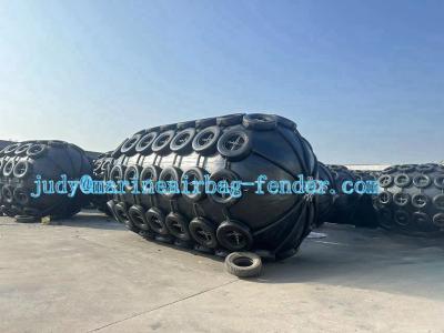 China Dock pneumatische rubber fender hoge treksterkte Dia 0,3m-4,5m 10 jaar design leven Te koop