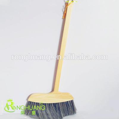 China Korea Handel Wooden Horse Hair Broom Home Wooden Cleaning Brush for sale