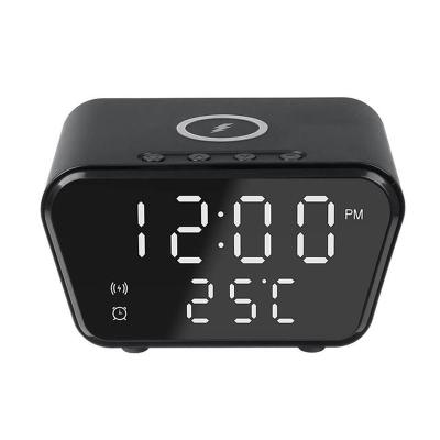 China 2022 Best Product Antique Style LED Screen Alarm Clock Temperature Qi Wireless Charger for sale