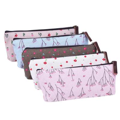 China 2018 Recyclable Printed Zipper Pouch CanvasTravel Cosmetic Bag , Makeup Bag for sale