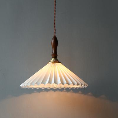 China Retro Small Industrial Wholesale Glass Chandelier American Style Pendant Light Bar Trace Single Head Hanging Light for sale