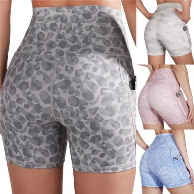 China Breathable 2021 New Printed Pocket Yoga Sport Shorts High Waisted Stretch Fitness Training Yoga Pants for sale