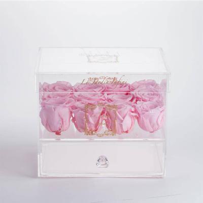 China Eco-Friendly Custom Clear Luxury Letter Shaped Acrylic Rose Box Perspex Flower Boxes Case for sale