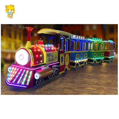 China Classic Fiberglass Vintage Style Train Amusement Battery Power Train Shopping Mall Kid Trackless Ride With Four Trolleys for sale