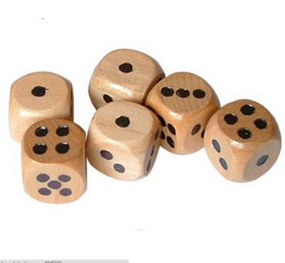 China wooden dice 12mm dice kids toy dice natural wood game dice wholesale for sale