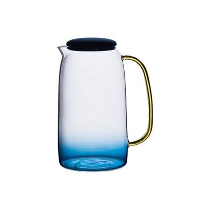 China Large Capacity Customized Borosilicate Glass Carafe High Sustainable Water Pitcher for sale