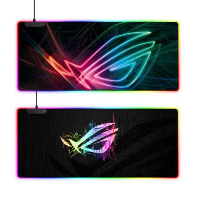 China Custom Water Resistance RGB Glowing Xxl Mouse Pad Led Game Usb Mouse Pad RGB Non-Slip Gaming Mouse Mat Pad for sale