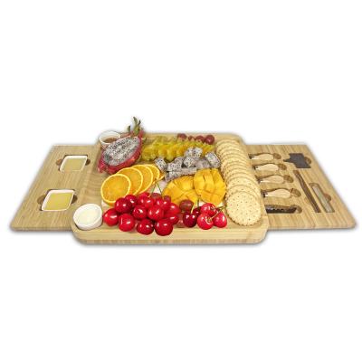 China Sustainable christmas square ceramic bowl meat cheese boards charcuterie boards wholesale bamboo cheese boards and knife set for sale