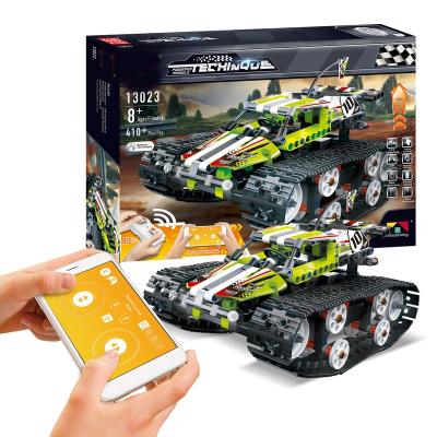 China Popular Item Intelligent Plastic Transform Robot AI Phone App Control Toys for sale