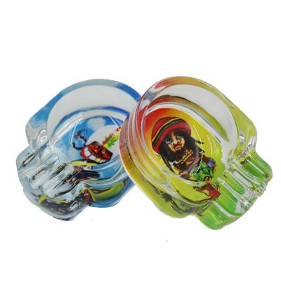 China Gunter Smoking Accessories Personalized Custom Smoking Bob and Marley's Weed Glass Ashtray for sale