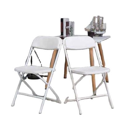 China Contemporary White Plastic Lightweight Folding Outdoor Event Chairs for sale