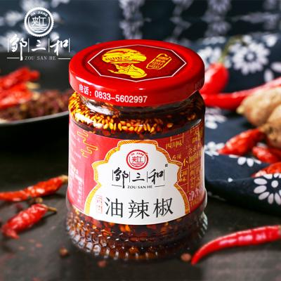 China Stir Fry 200g Sichuan Flavor Oil Wholesale Pepper Sauce For Chinese Food for sale