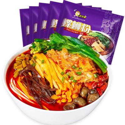 China The natural handmade snail snack wholesales instant rice noodle sour and spicy price river best luosifen for sale