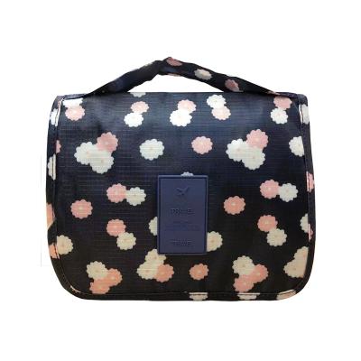 China Wholesale Fashion 2022 Foldable Travel Hanging Toiletry Bag Waterproof Cosmetic Bag Wash Cosmetic Bag for sale