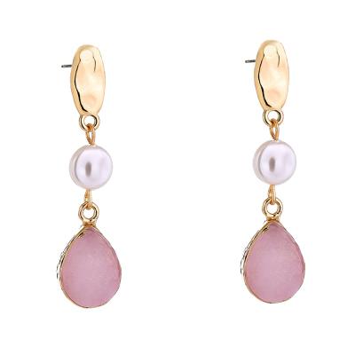 China FASHIONABLE Simple And Soft Pink Resin Pendant TRENDY Imitation Pearl Stud Earrings for sale