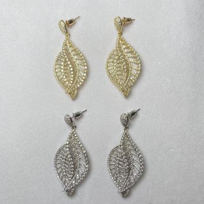 China Environmental Friendly Elegant Luxury 18k Gold Plated Sliver Plated Brass Leaves Drop Earring for sale