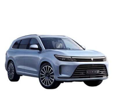 中国 AITO M7 高級 SUV 知的運転と黄金色の黒色デザインで乗り換えましょう 販売のため