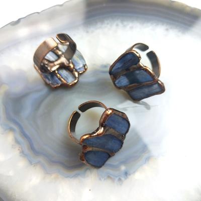 China Vintage Welded Kyanite Ring Three Crystal Gemstone Jewelry Clear Blue Raw Quartz Stone Antique Bronze Plated Rings Finger For Men's Gift for sale