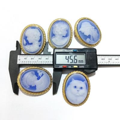 China Customized Oval Cameo Brooch Pins Blue Stone Cute Cat Lady Cameo Pendant Antique Agate Shape Natural Agate Cameo Brooch Pin Factory Direct Sale For Women for sale