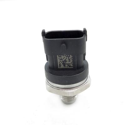 China High Quality Plastic Metal Rail Pressure Sensor 0281006364 Common Excavator Construction Machinery Parts for sale