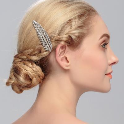 China Other wedding fashion bridal hair clips 2022 luxury crystal bridal silver rhinestone hair comb leaf hair accessories for sale