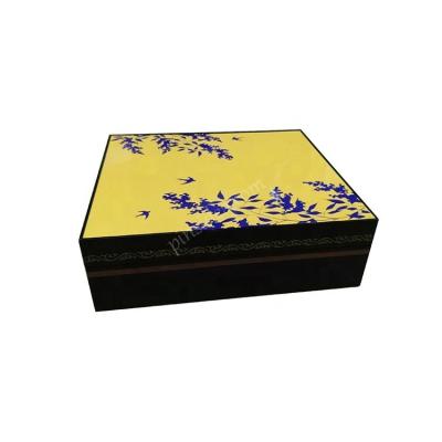 China High Gloss Classic Flannel Viable Custom Logo Pattern Paint Display Storage Gift Solid Wood Inner Packaging Box for sale