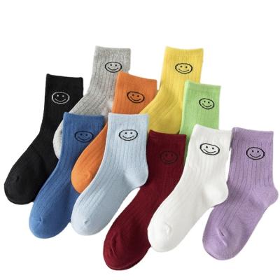 China Wholesale Customized Manufacturer Embroidery Solid Color QUICK DRY Cotton Socks Womens Sports Crew Socks For Girls for sale