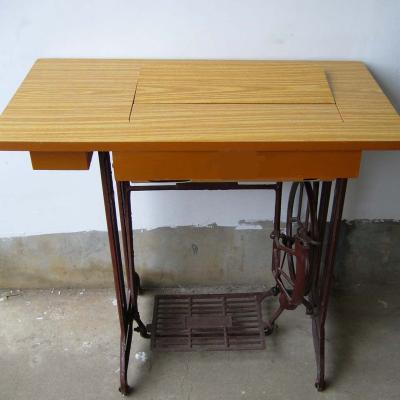 中国 Old Style Family Using Household Sewing Machine For Home LJY 5-9mm Walking Foot 販売のため