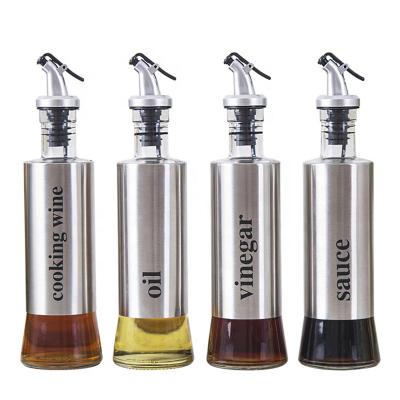 China Freshness Preservation Dressing Condiment Set Set With 17oz/500ml Frying Oil Container Glass Carafe Oil Dispensers for sale