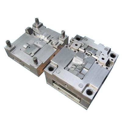 China Hardware injection and hardware mold design mold making maker for sale