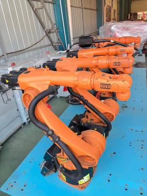 China Used KUKA KR240 industrial Customized Pallet Robot with PLC Core Components and DeviceNet Communication Protocol Te koop