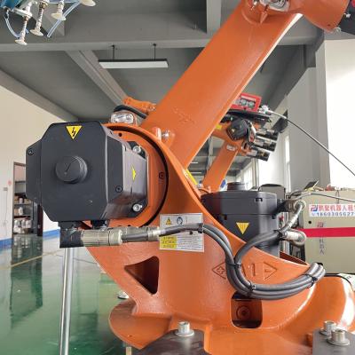 China Kr16 Arc Welding Robot With Robot Weight Of 235 Kg And XP Controller Waterjet Meat Processing Automation  ArcWorld Serie for sale