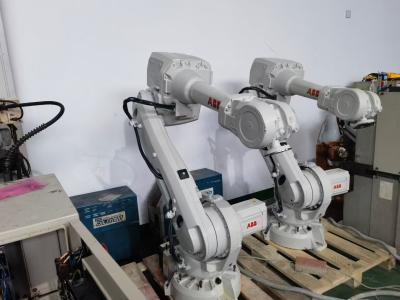 中国 ABB IRB 4600-60/2.05は,自動化された機械管理,ロボットデブーリング,ピックアンドプレイスアプリケーションで使用される中級のアップロードABBロボットである.このABB材料処理ロボットは,アップロード機器の後継者である. 販売のため