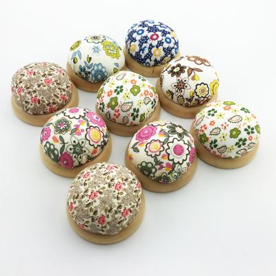 China Wood Pin Cushion With Wooden Pallets for Sewing for sale