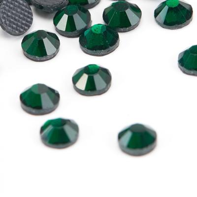 China Flatback Multi Sizes Emerald Dmc Crystal Rhinestones Crystal Hotfix Stones for sale