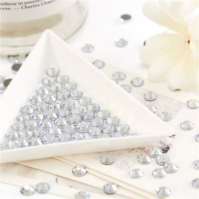 China pujiang ss16 1440pcs hotfix flatback rhinestones Shinning iron on garment for sale