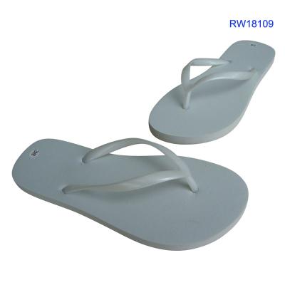 China RW18109D Flip Flops Bridal Wedding Accessory Slippers For Guests Wedding Favor Slippers for sale