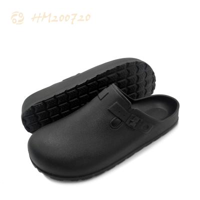 China HM200720 Breathable Men Clog Sandals Garden Shoes Summer Flat Slippers for sale