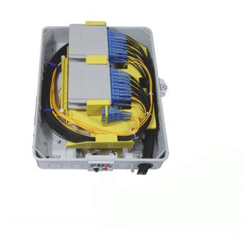 China Outdoor Pole Mounted 32 Core Fiber Optic Distribution Box FTTH ODP FDB Box Optical Distribution 1X32 PC+ABS Joint Box zu verkaufen