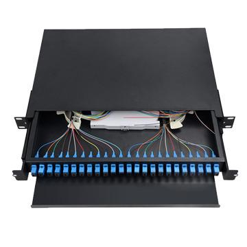 Cina 12/24/48/96/144 Cores Optical Fiber Patch Panel sliding 96 core fiber patch panel drawer type Optical Distribution Frame in vendita