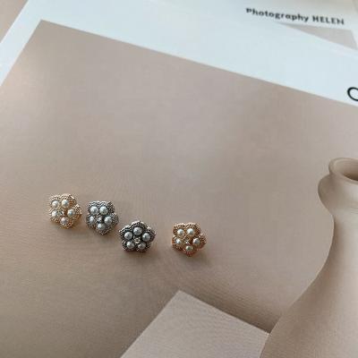 China 100pcs Free sample garment accessories alloy coat cardigan blouse decorative small rhinestone pearl buttons for sale