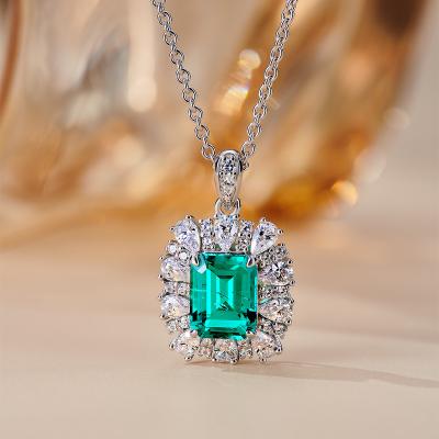 China Emerald 925 Silver Necklace Women High Quality Necklace Lead Free Nickel Free Jewelry White Gold Plated Green Stone Pendant for sale