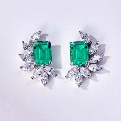 China Vintage luxury earrings with emeralds grown in the lab for sale