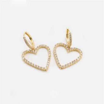 China Other Heart Trend Geometric Circle Earrings Style Gold Plated Earrings Heart Stud Earrings For Women for sale