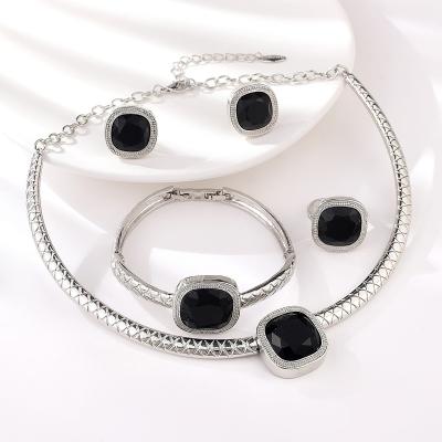 China fashion necklace earring bracelet luxury ring lead free nickel free new 4 piece set foreign trade jewelry set model new for sale