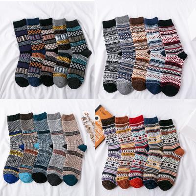 China Antibacterial thongs men's thick rabbit wool thongs Custom Logo Thick Line Crew Men Winter Sock Christmas Ethnic Style for sale