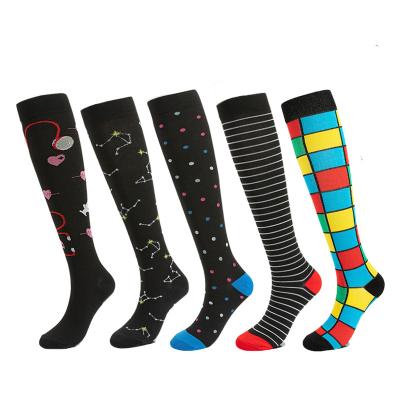 China Breathable Compression Media Men Women Compression Socks Multi Pressure Compress Geometry Pattern Sports Nylon Stockings Male Female for sale