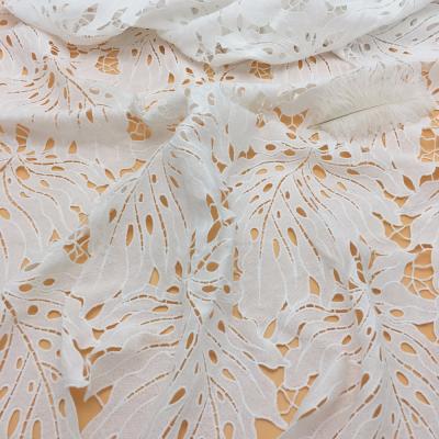 China Memory CRF PY2447-1 china suppliers customize white flower design swiss voile lace fabric for sale