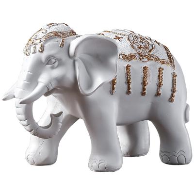 China Europe Jiayi Couples Elephant European-style Resin Open Ornaments Living Room TV Cabinet Porch Wine Sculpture European-style Decor for sale