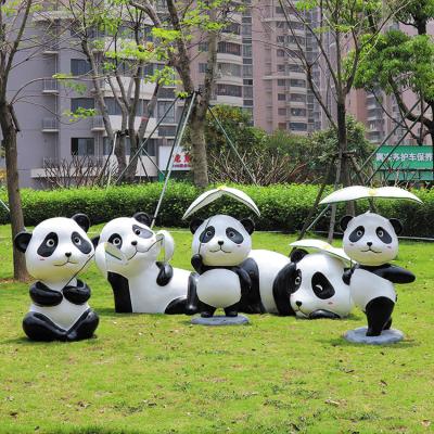 China Low MOQ Europe Garden Mall Park Forest Decorative Craft Fiberglass Panda Sculpture for sale